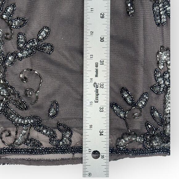 Dusty Violet Pisarro Nights Dress Gray Beaded Mesh 3/4 Sleeve Embellished Size 4 - Picture 11 of 15